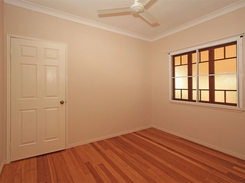 Railway Estate QLD 4810