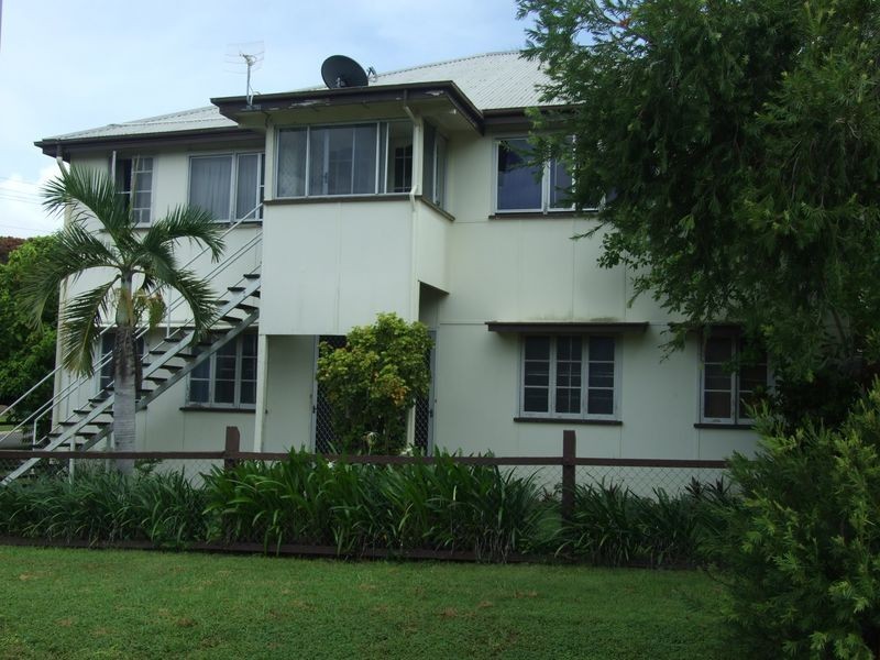 West End QLD 4810