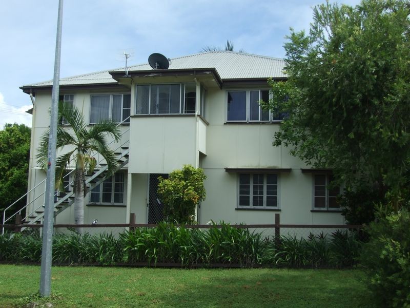West End QLD 4810