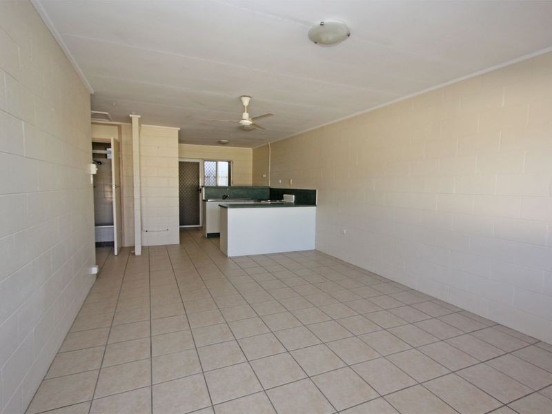 West End QLD 4810