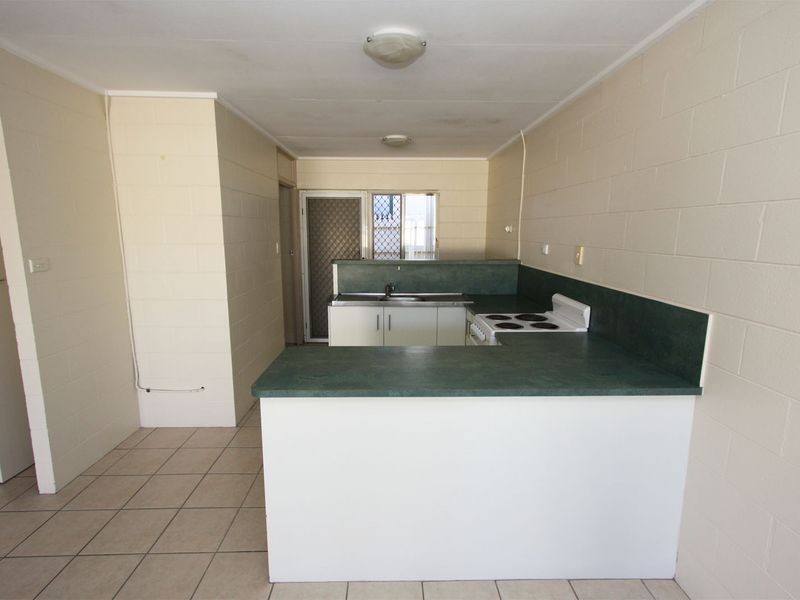 West End QLD 4810