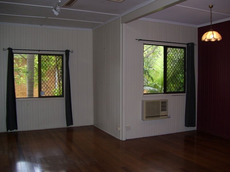 4 Swales Street, Mundingburra QLD 4812