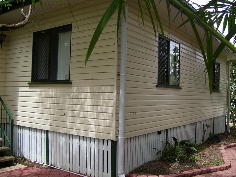 4 Swales Street, Mundingburra QLD 4812