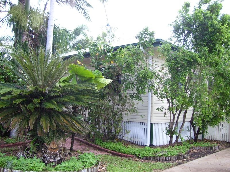 4 Swales Street, Mundingburra QLD 4812