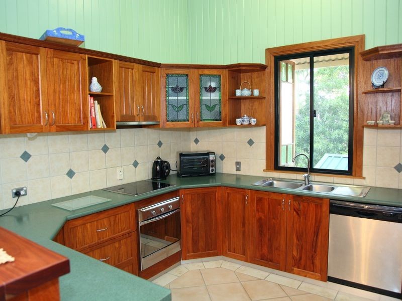 31 Sheehan Street, Belgian Gardens QLD 4810