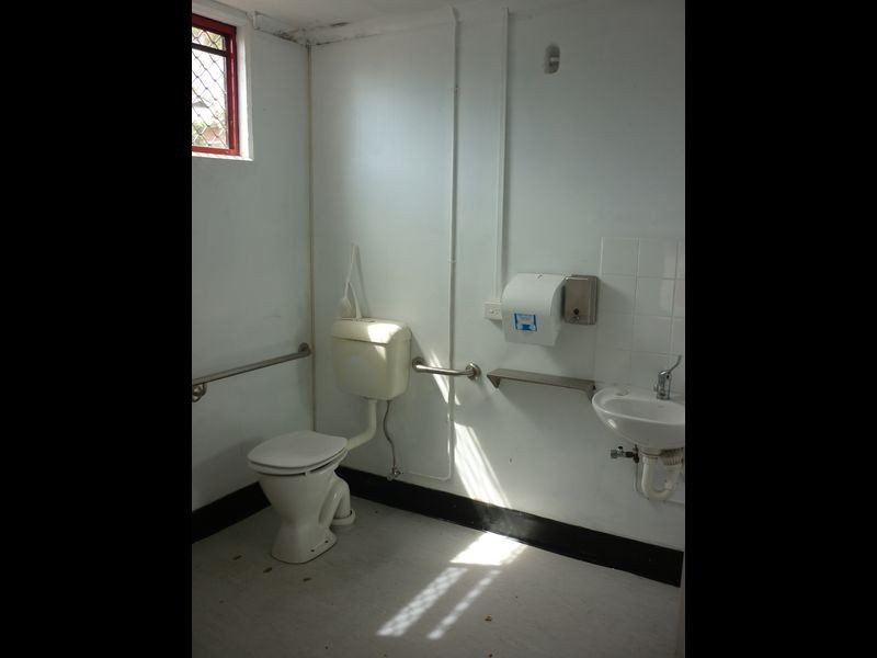 1 The Avenue (Corner Charters Towers Rd), Hermit Park QLD 4812