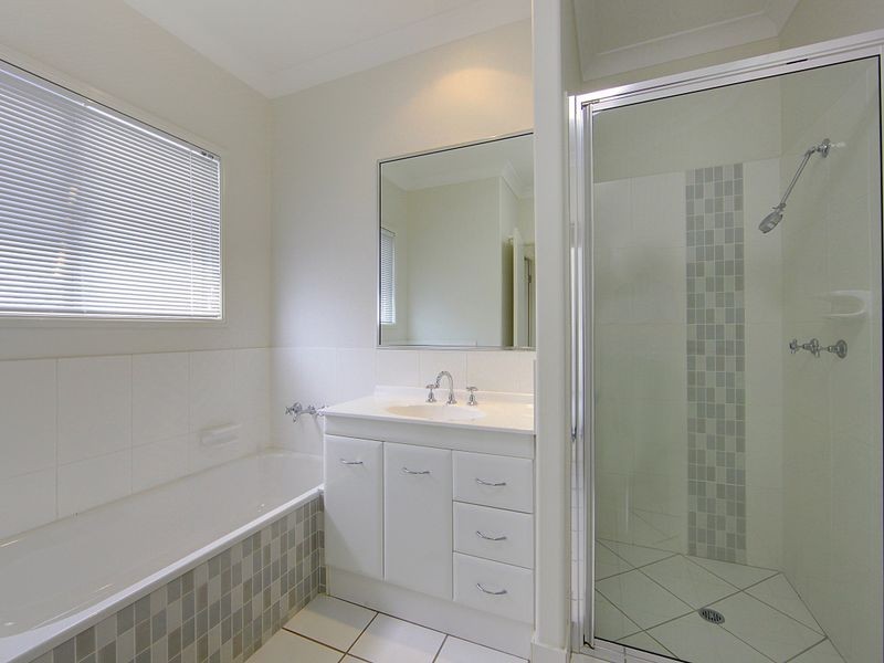 8 Edgewater Terrace, Idalia QLD 4811