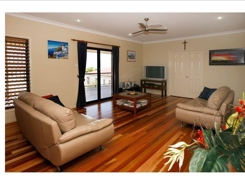 7 Monte Visto Court, Mount Louisa QLD 4814