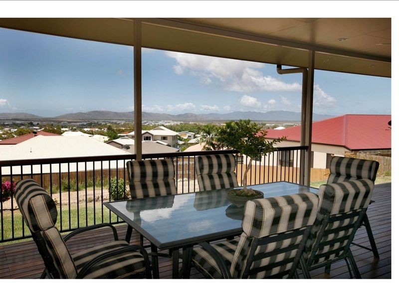 7 Monte Visto Court, Mount Louisa QLD 4814
