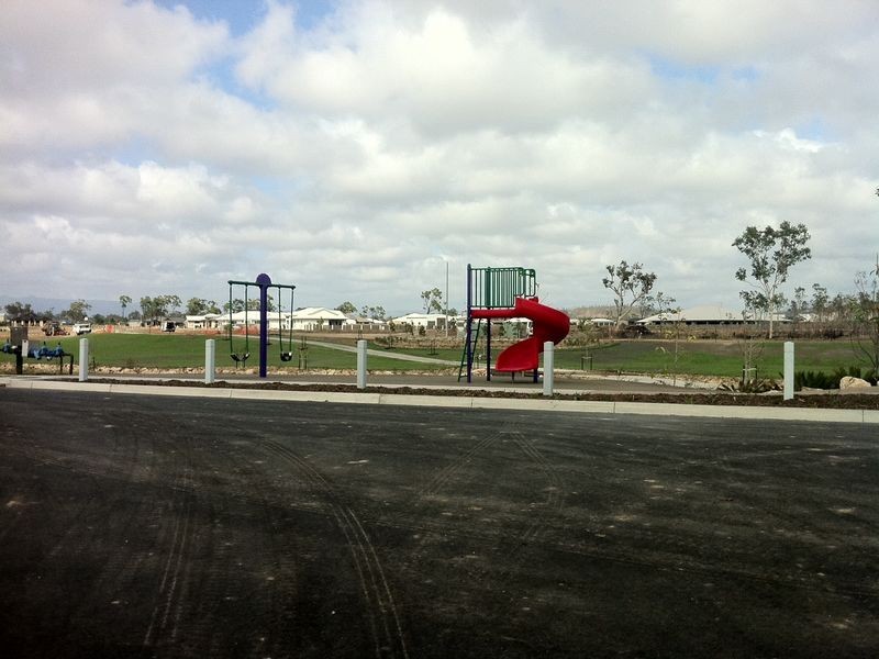 4 Ellendale Street, Mount Low QLD 4818