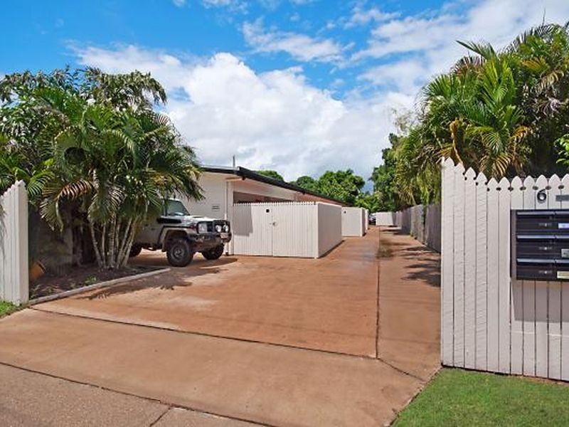 2/6 Crauford Street, West End QLD 4810