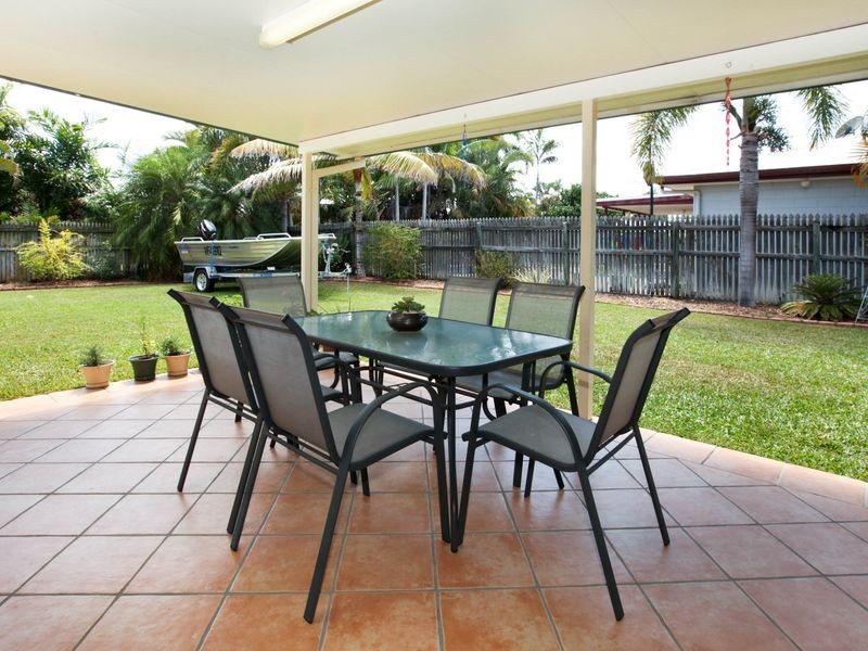 34 Colchester Crescent, Kirwan QLD 4817