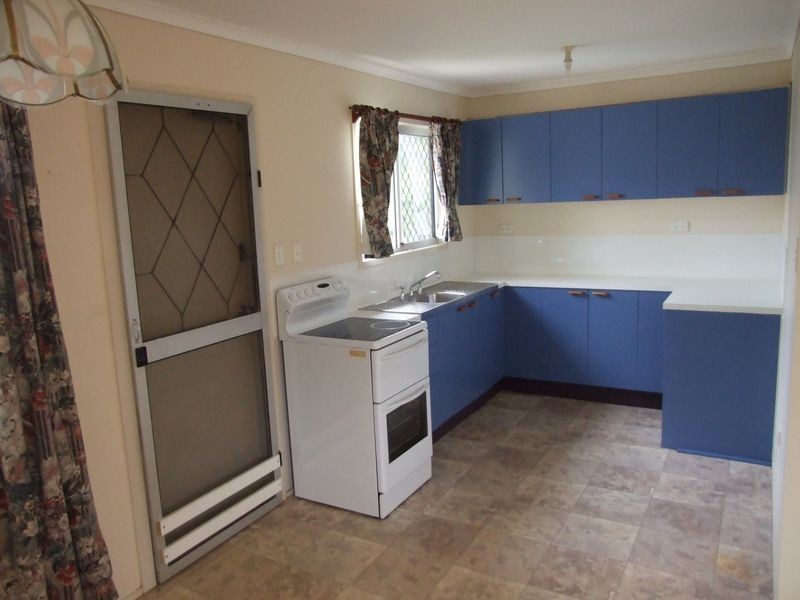 16 Salina Drive, Kelso QLD 4815