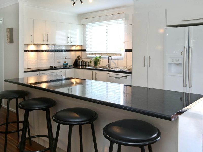 117 Thirteenth Avenue, Railway Estate QLD 4810