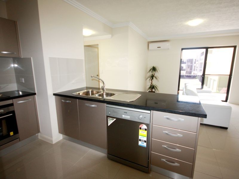 319 Angus Smith Drive Riverside Gardens, Douglas QLD 4814