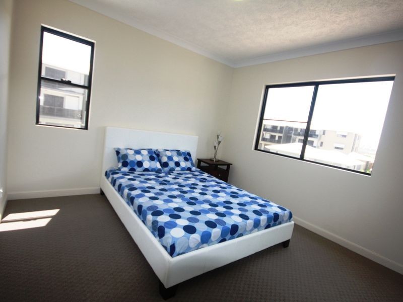 319 Angus Smith Drive Riverside Gardens, Douglas QLD 4814