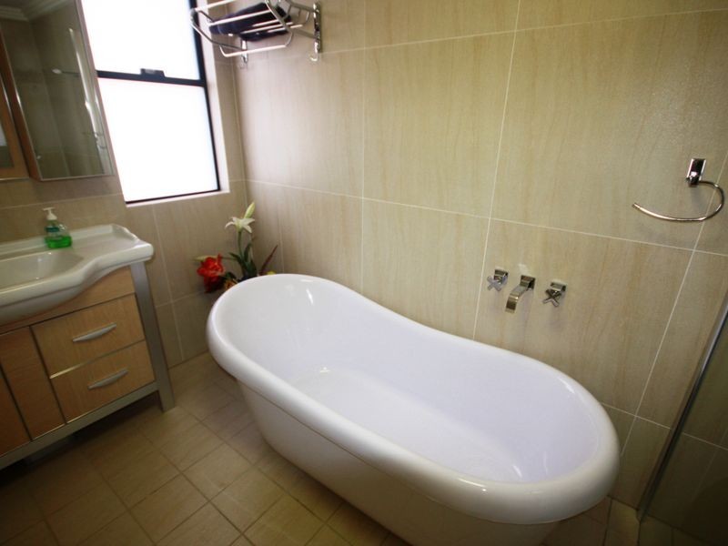 319 Angus Smith Drive Riverside Gardens, Douglas QLD 4814