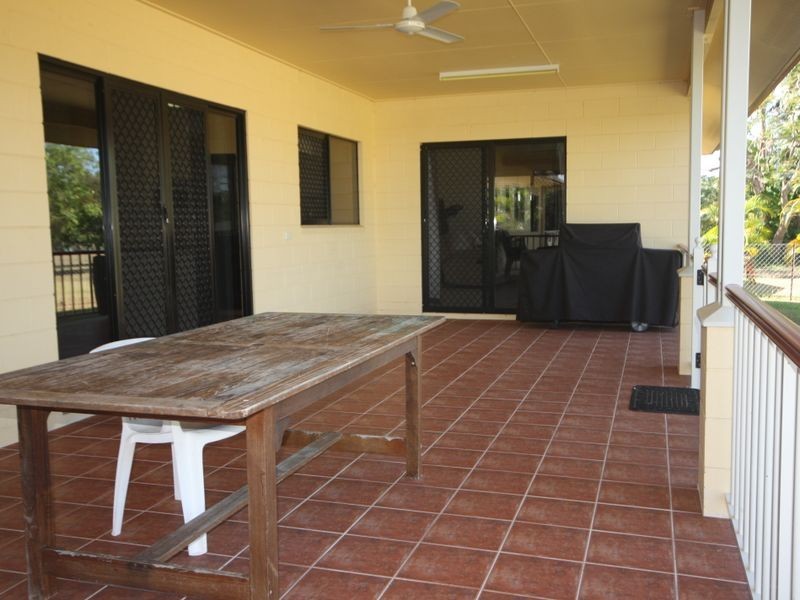 28 Flagstone Avenue, Rangewood QLD 4817