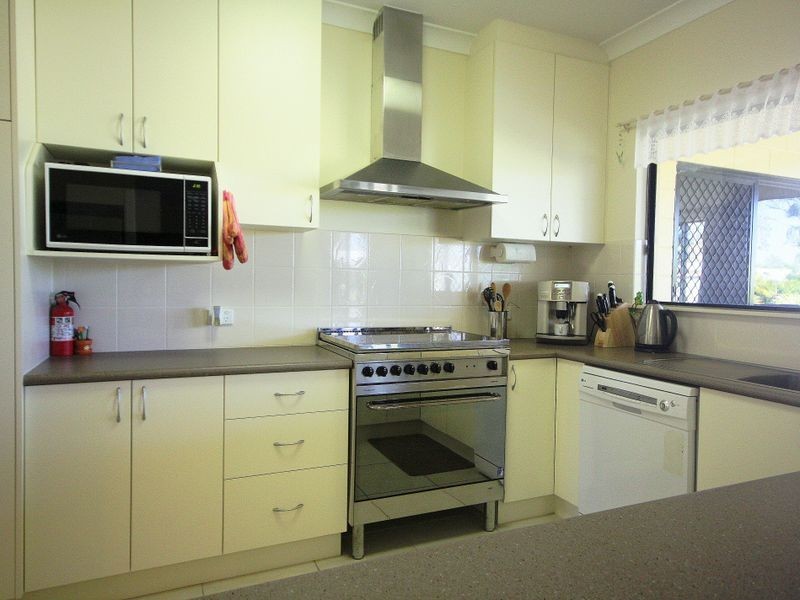 28 Flagstone Avenue, Rangewood QLD 4817