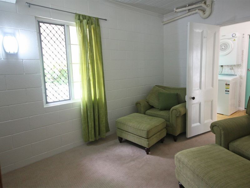 6 Galway Court, Mount Louisa QLD 4814