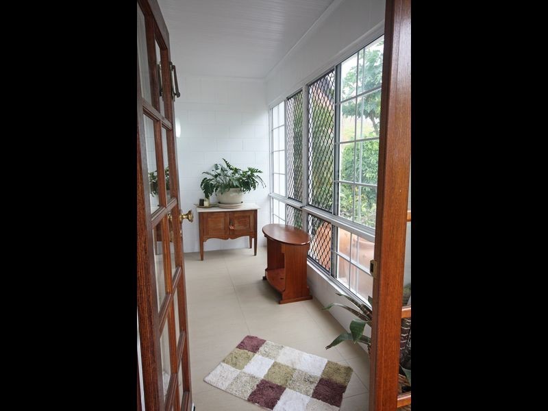 6 Galway Court, Mount Louisa QLD 4814