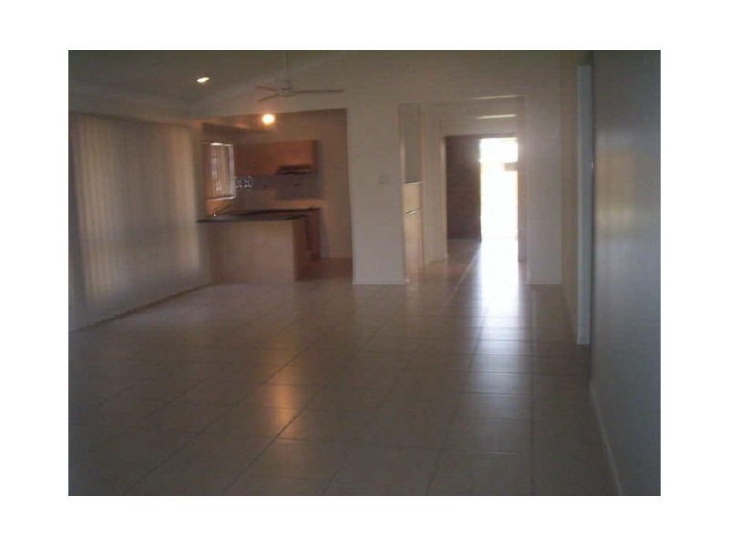 47 Warbler Crescent, Douglas VIC 3401