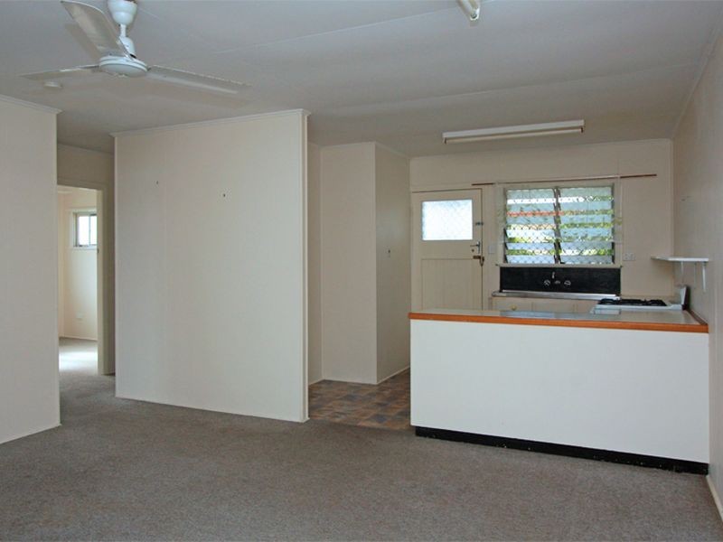 Pimlico QLD 4812
