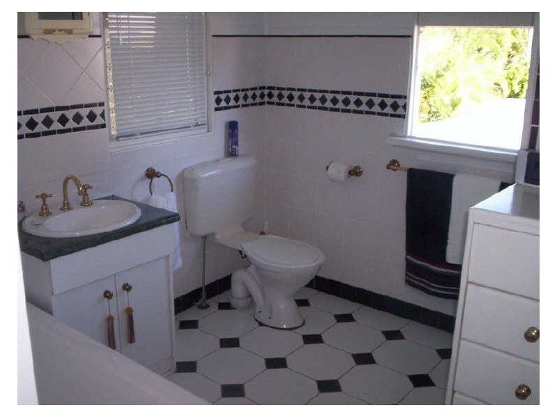 9a Musgrave Street, West End QLD 4810