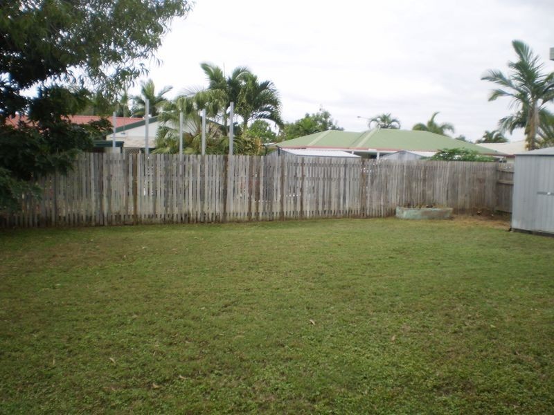 4 Gracedale Street, Mount Louisa QLD 4814