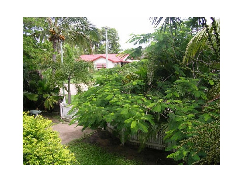 13 Roma Court, Kelso QLD 4815