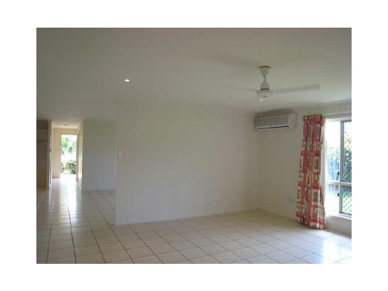 25 Crossman Place, Kirwan QLD 4817