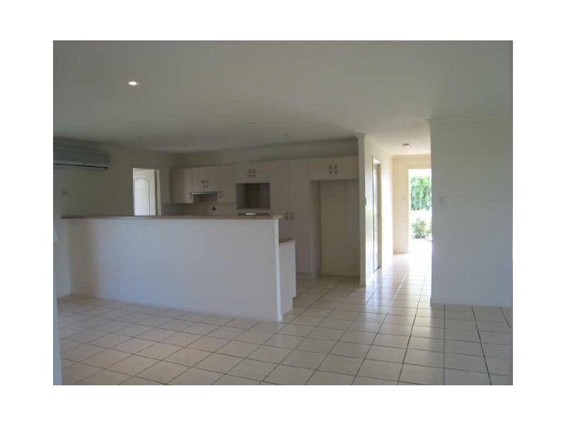 25 Crossman Place, Kirwan QLD 4817