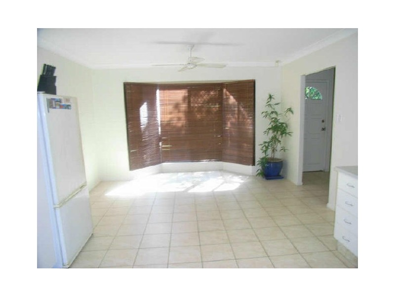 11 Lara Street, Cranbrook QLD 4814