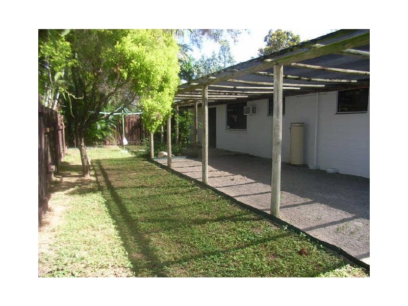 11 Lara Street, Cranbrook QLD 4814