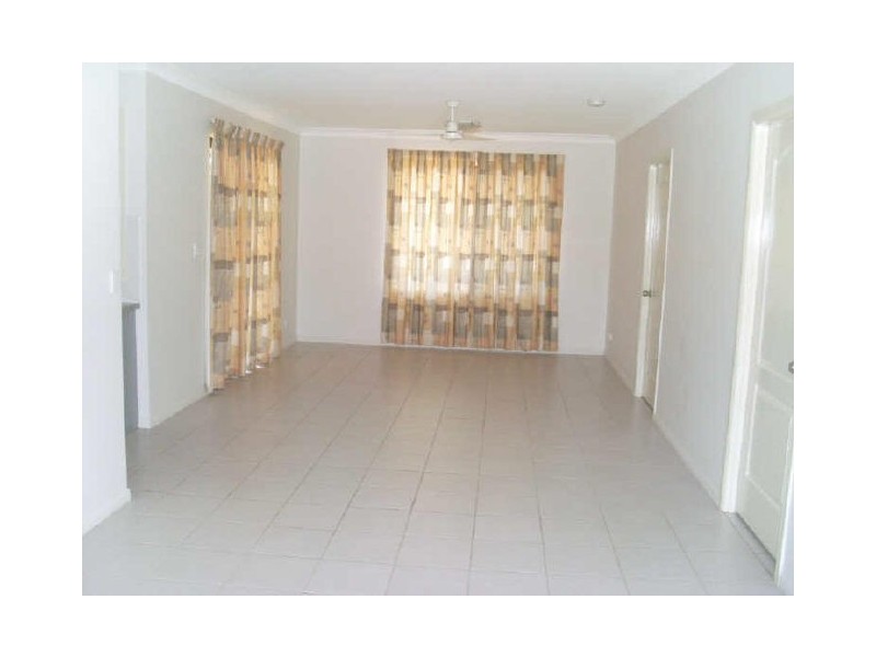 11 Amy Court, Kelso QLD 4815