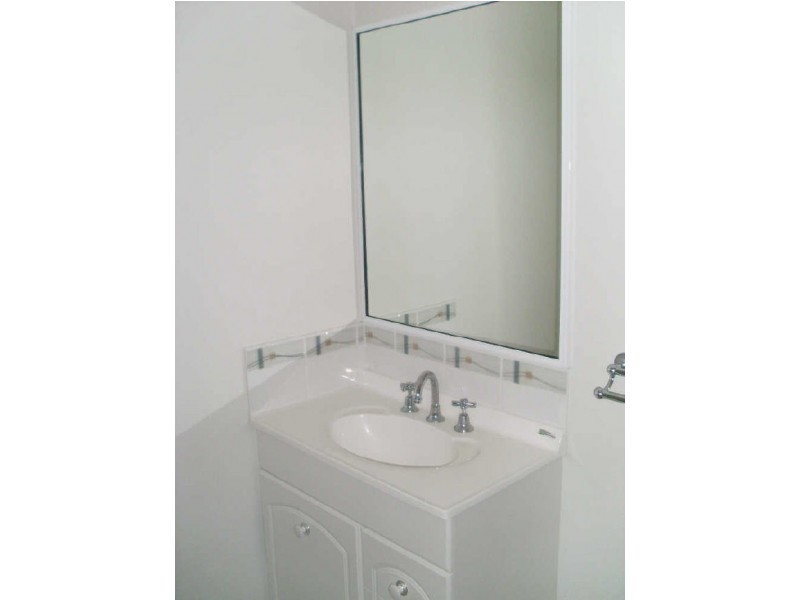 11 Amy Court, Kelso QLD 4815