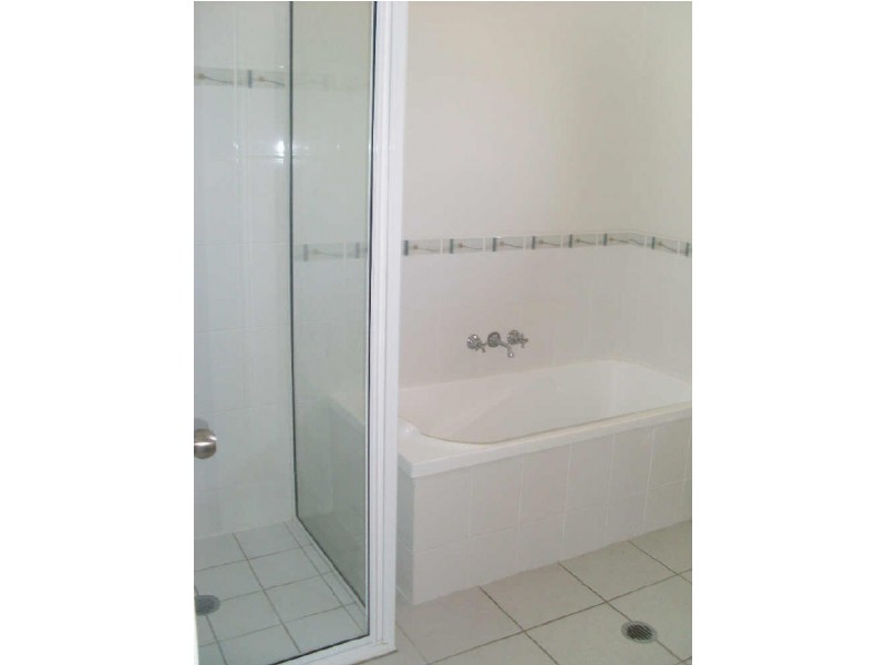 11 Amy Court, Kelso QLD 4815