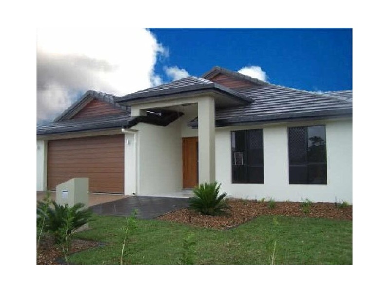 Bushland Beach QLD 4818