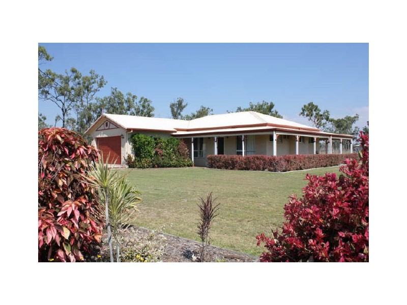 9 Caspian Court, Kelso QLD 4815