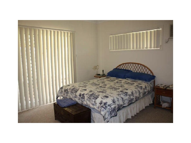 9 Caspian Court, Kelso QLD 4815