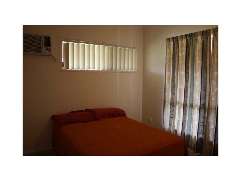 9 Caspian Court, Kelso QLD 4815