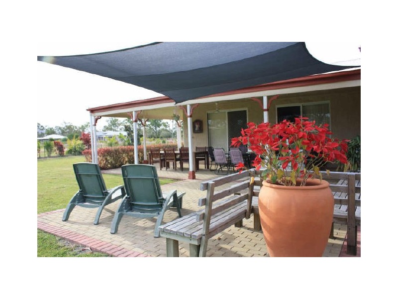 9 Caspian Court, Kelso QLD 4815