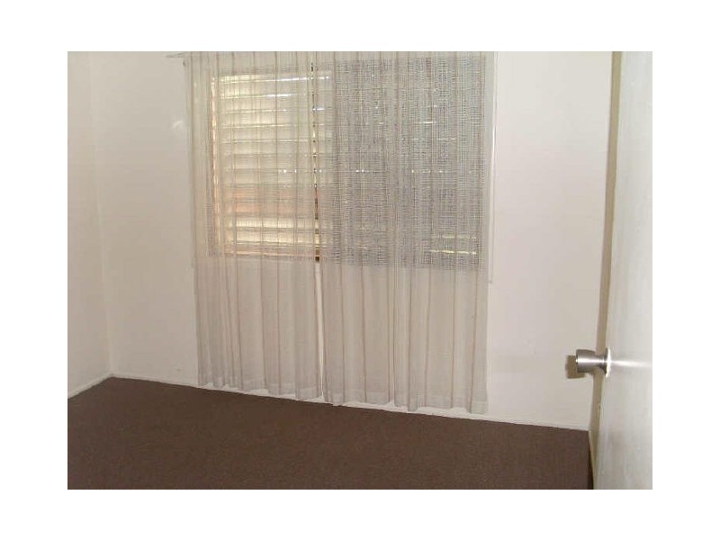 2/13 Garden Grove, Kirwan QLD 4817