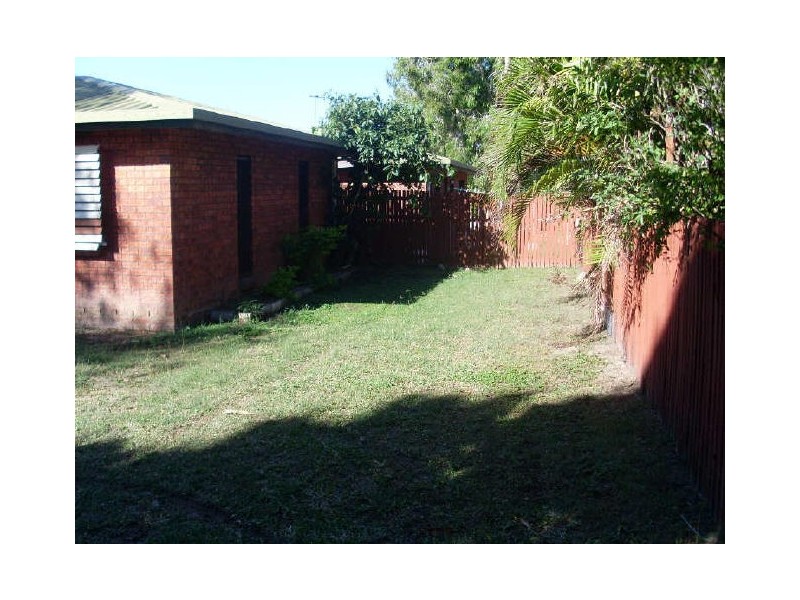 2/13 Garden Grove, Kirwan QLD 4817