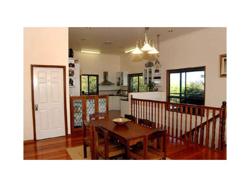 30 Jamaica Crescent, Bushland Beach QLD 4818