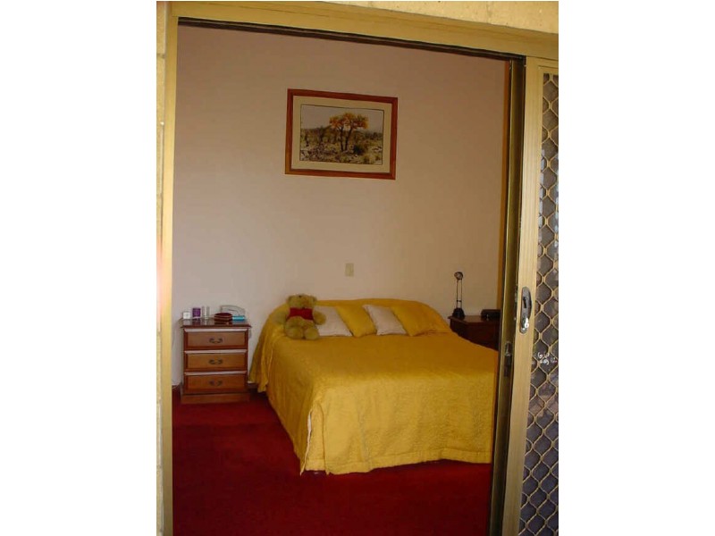 30 Jamaica Crescent, Bushland Beach QLD 4818