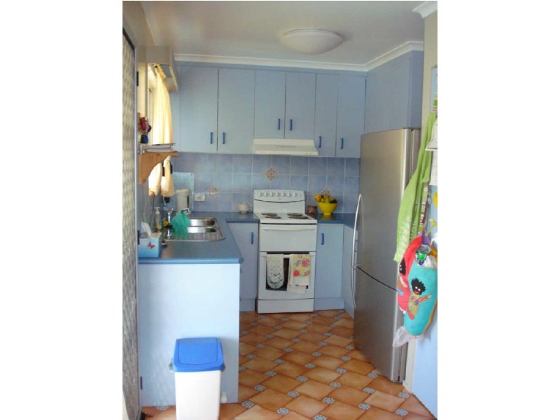 11 Clint Street, Kelso QLD 4815