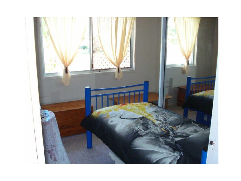 11 Clint Street, Kelso QLD 4815