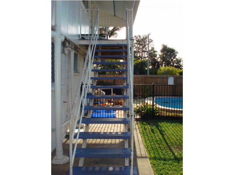 11 Clint Street, Kelso QLD 4815