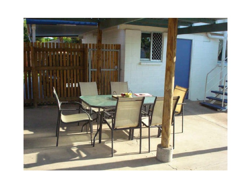 11 Clint Street, Kelso QLD 4815